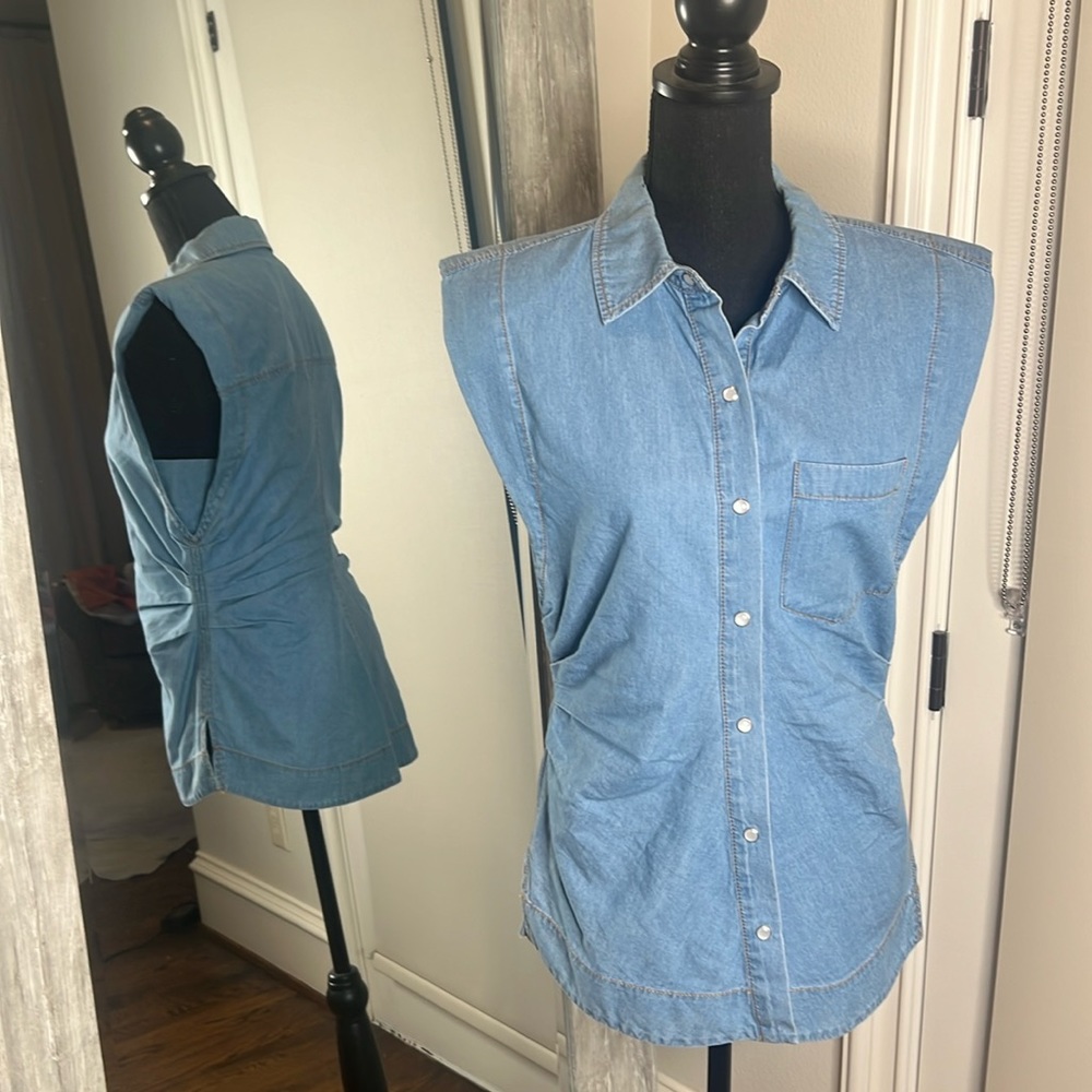 Frame Chambray Button-Up - image 1